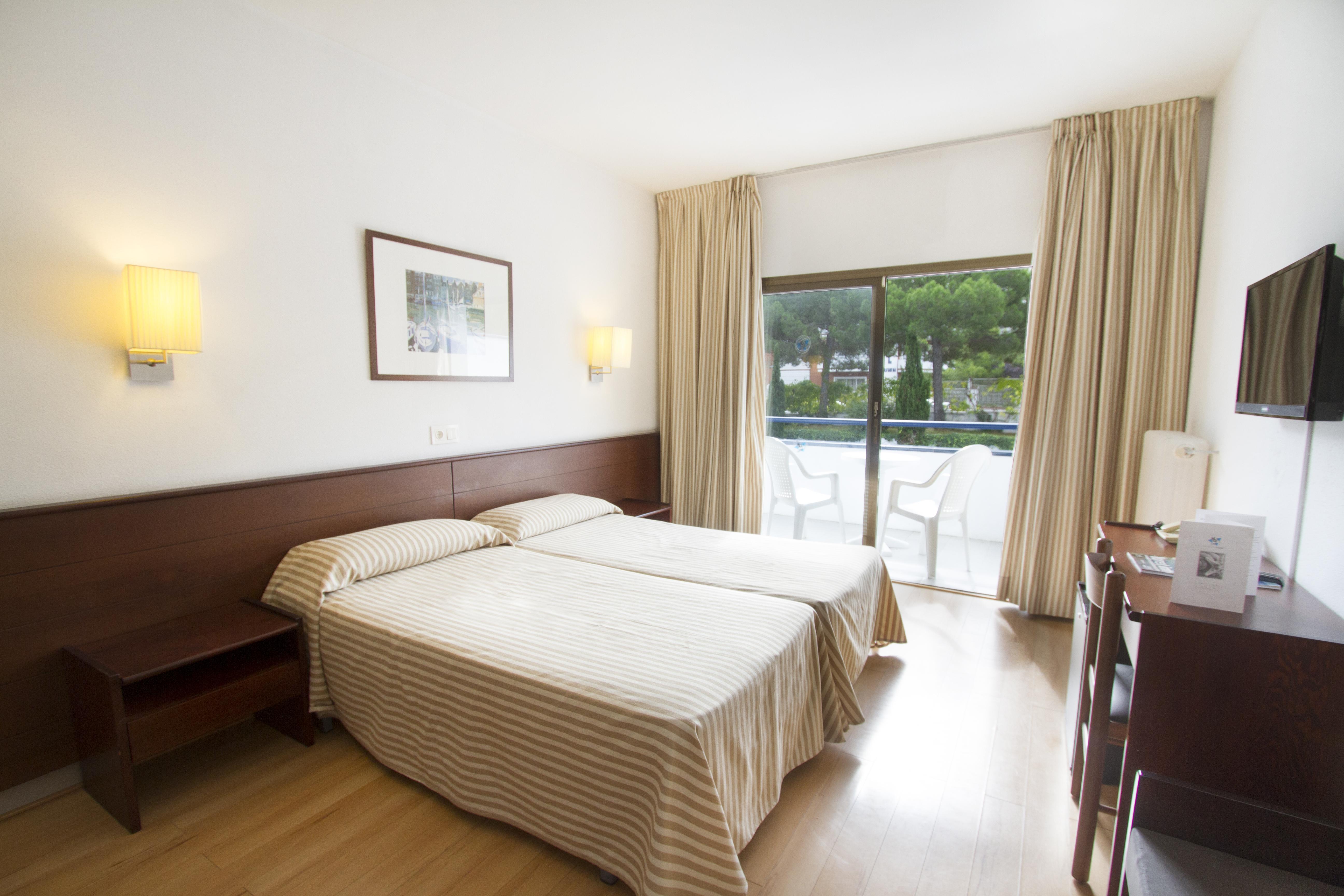 Hotel Gran Garbi & Aquasplash Лорет де Мар Екстериор снимка