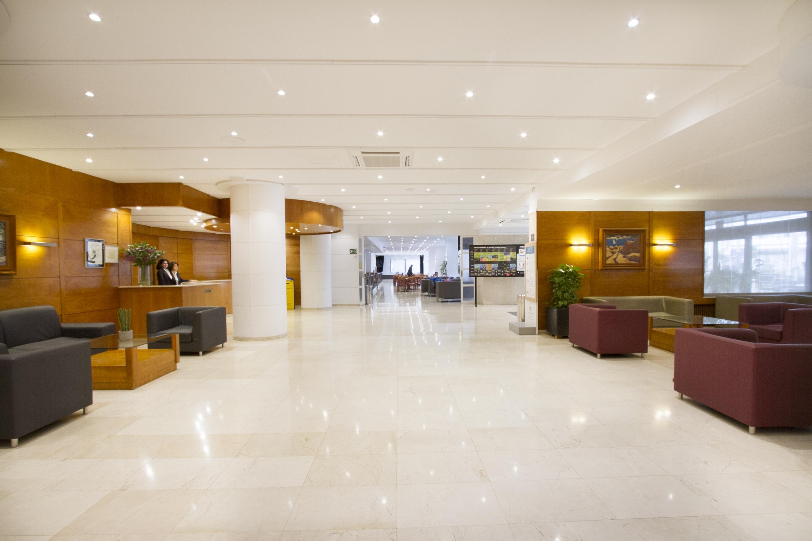 Hotel Gran Garbi & Aquasplash Лорет де Мар Екстериор снимка