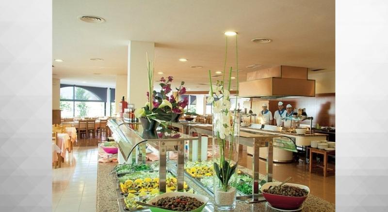 Hotel Gran Garbi & Aquasplash Лорет де Мар Екстериор снимка