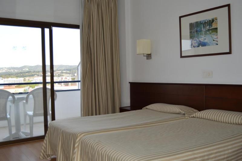 Hotel Gran Garbi & Aquasplash Лорет де Мар Екстериор снимка